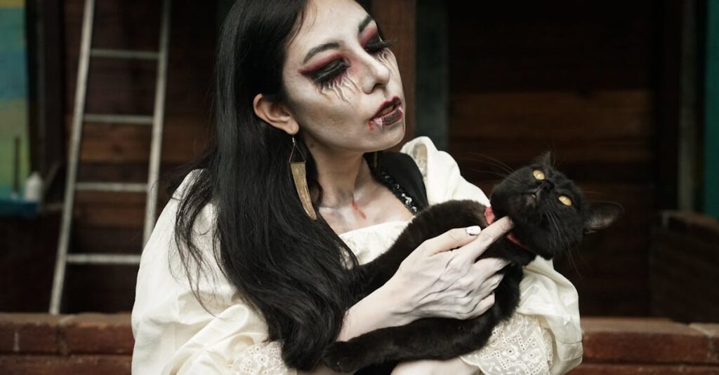 サンマルクカフェの2025年限定黒猫クロワッサンと魔女風パフェ