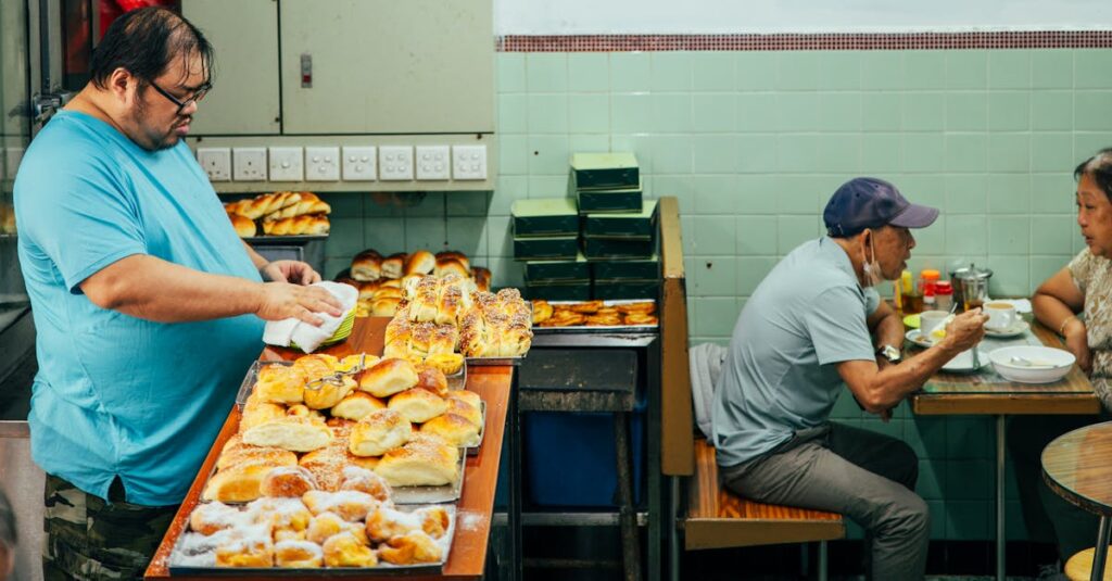 中目黒や堀江の個性派カフェで提供される幻想的なハロウィンスイーツ