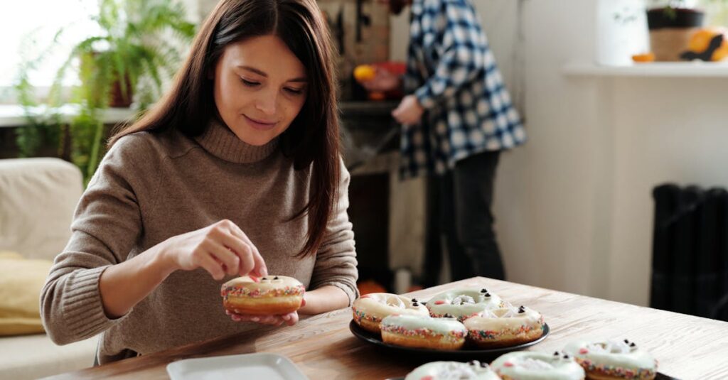 推し活にも対応した2025年限定パッケージのハロウィンスイーツの数々