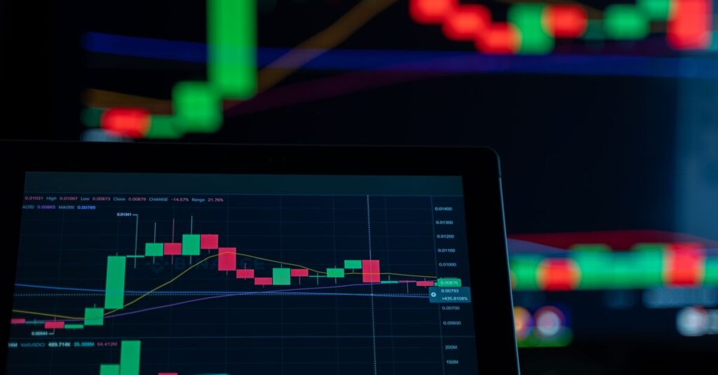 ブラックフライデーで価格履歴ツールを使って最安値を見極める様子