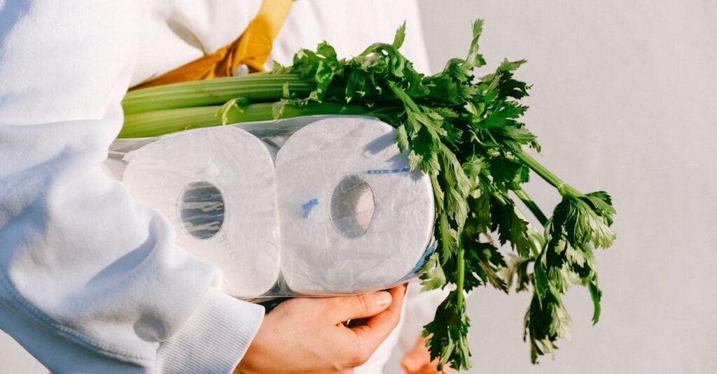 ブラックフライデーで日用品や消耗品をお得にまとめ買いする主婦の様子