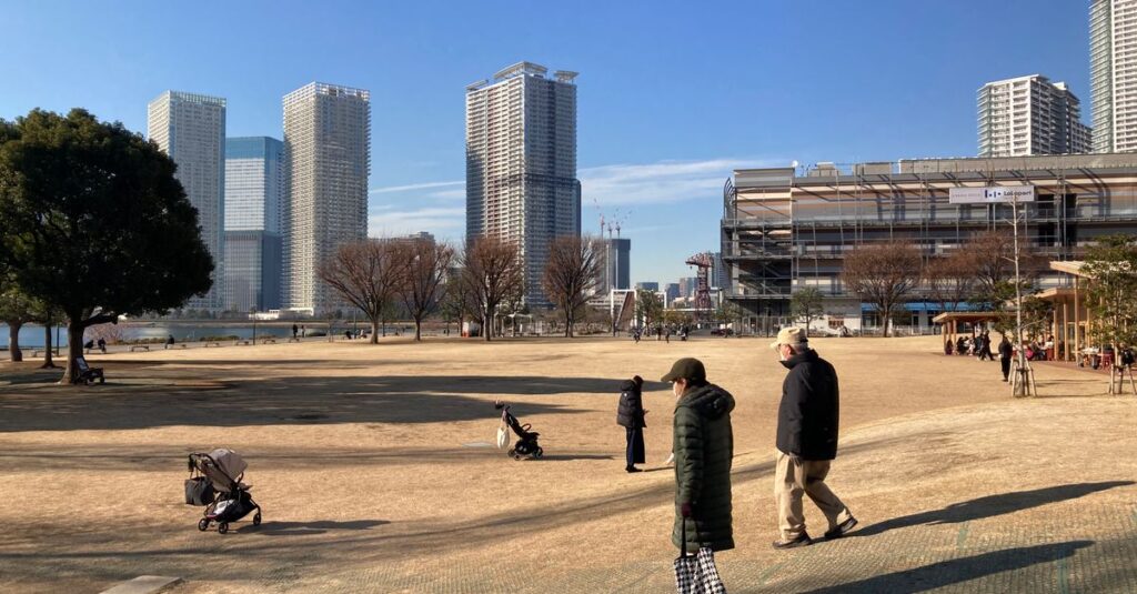 子ども連れの家族旅行にぴったりな年末年始の国内スポット紹介イメージ