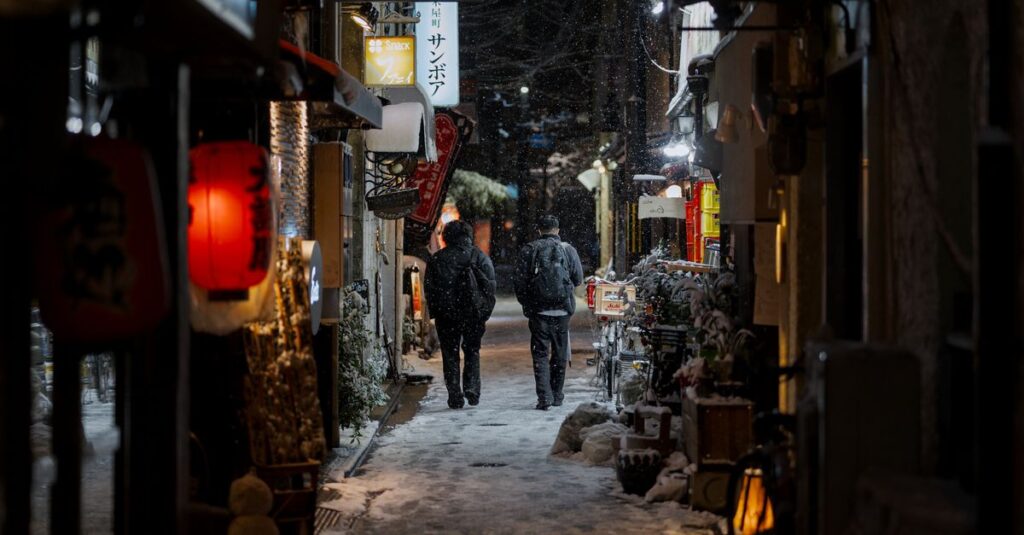 2025年から2026年の年末年始に人気となる国内旅行トレンドを示すイメージ