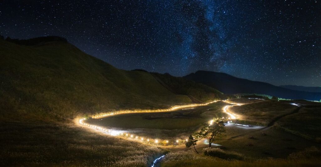 蔵王山展望台から眺める三河湾の夜景
